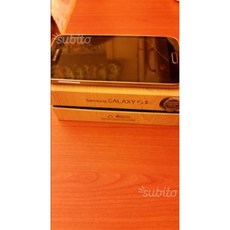 Samsung S 5 con display rotto