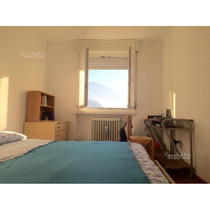 Camera doppia in appartamento a Trento