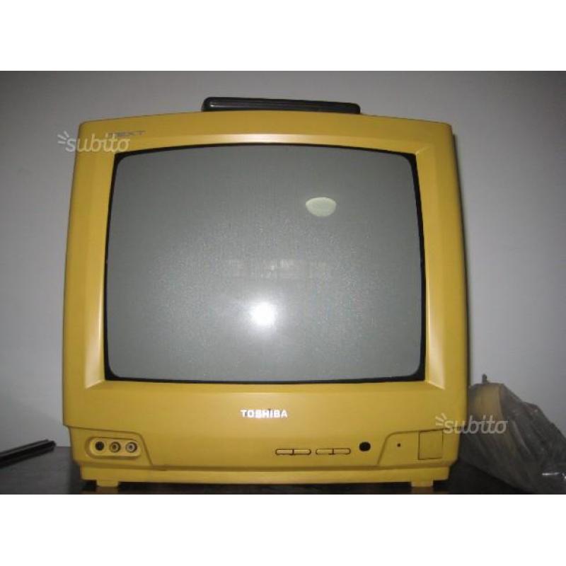 Televisore d'epoca toshiba